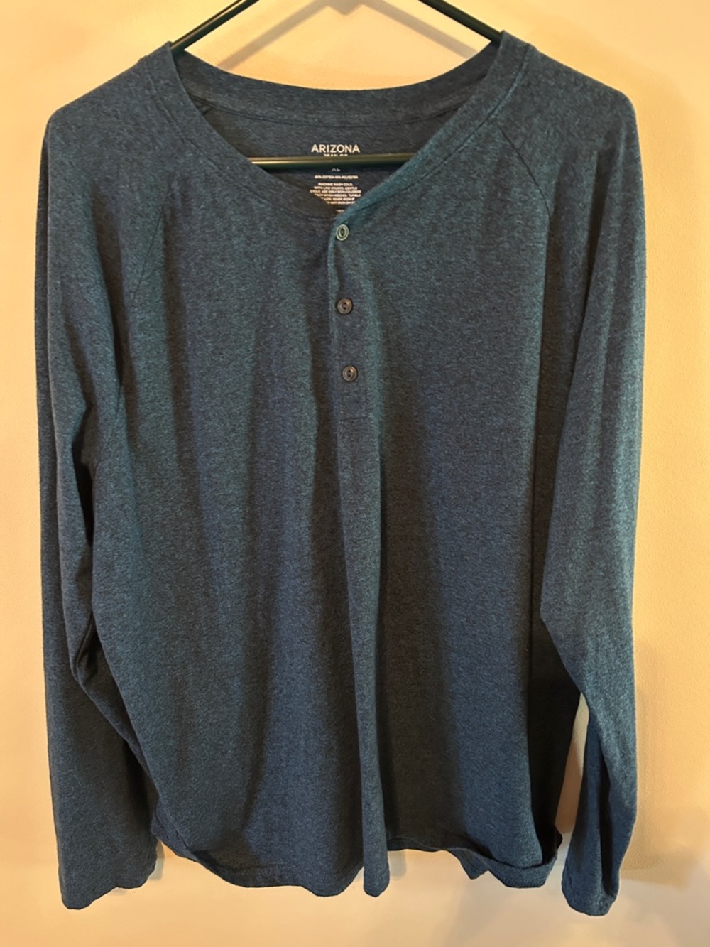 Arizona Jean Company Men's Long Sleeve Henley in Heathered Navy